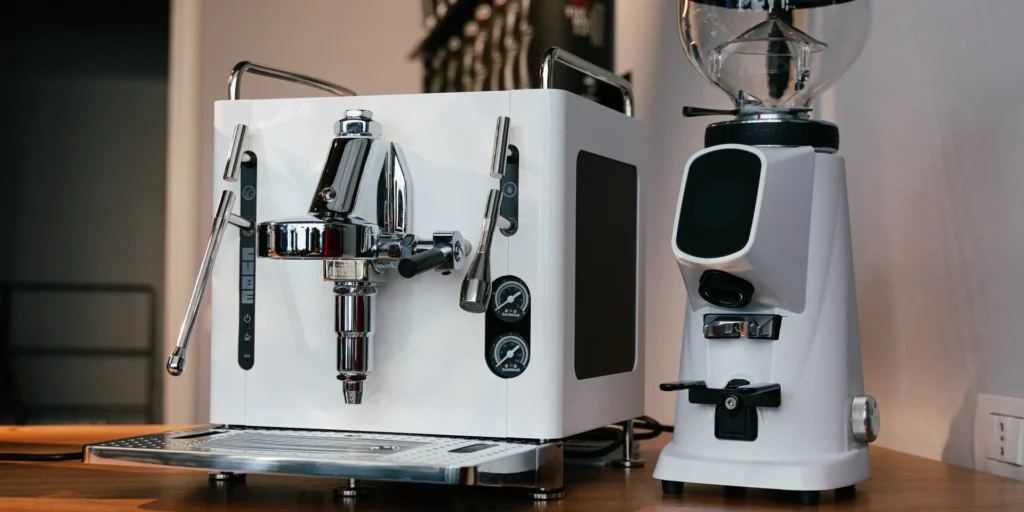 Eureka Atom W65 Review