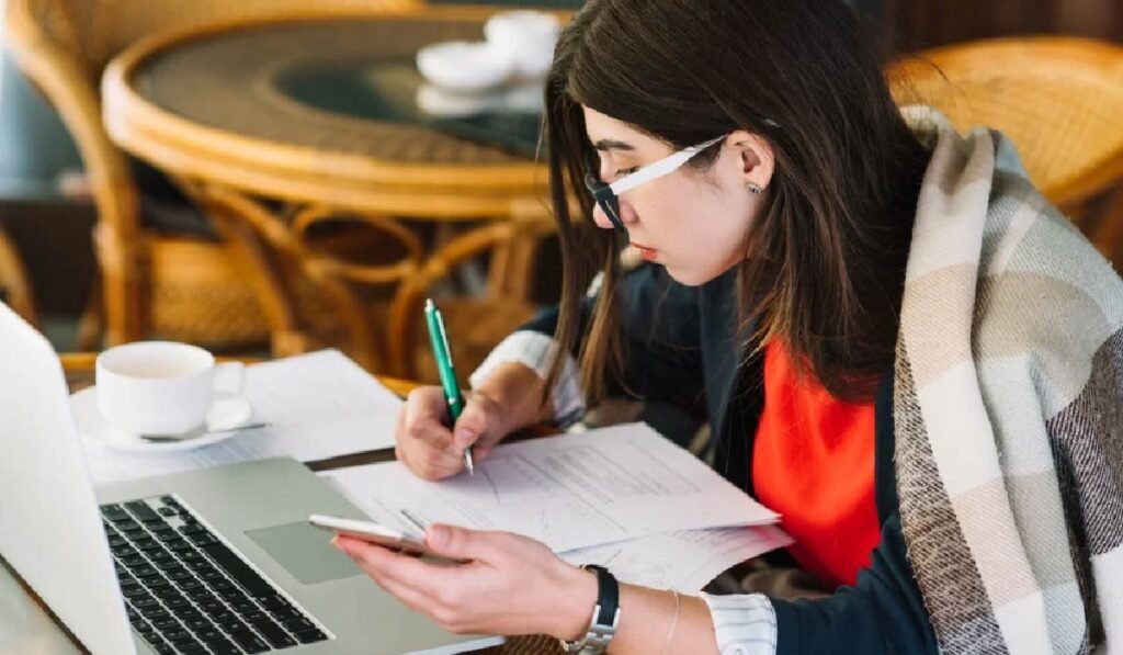 How Assignment Help Services Make Studying Easier