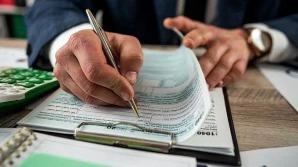 How to Keep Tax Season a Breeze Tax Season a Breeze