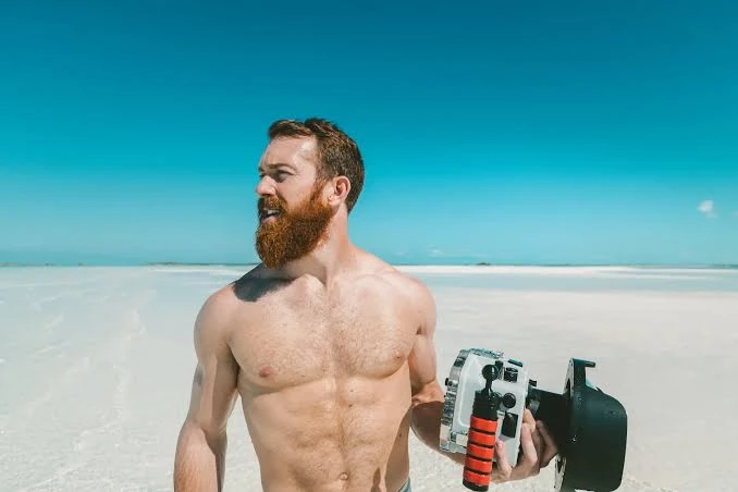 Manscaping 101: Everything You Need To Know About Body Hair Removal Manscaping 101: Everything You Need To Know About Body Hair Removal
